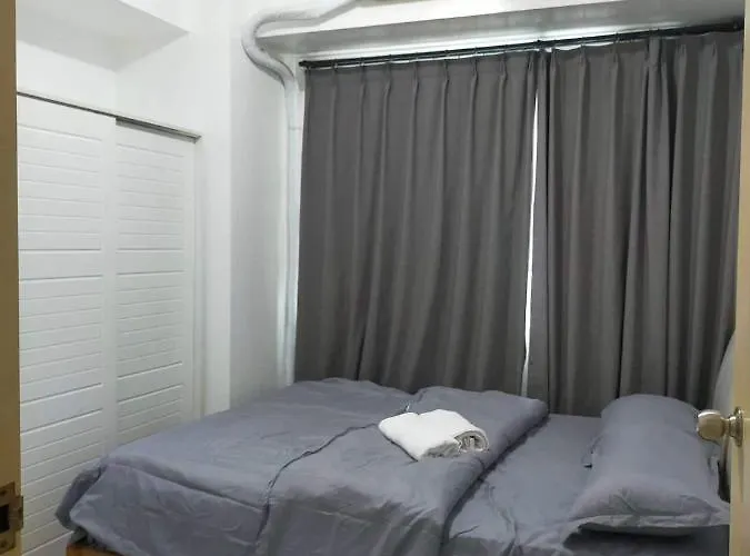 Jhalei's Place Aparthotel